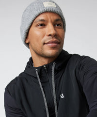 Vuori Label Beanie Light Heather Grey