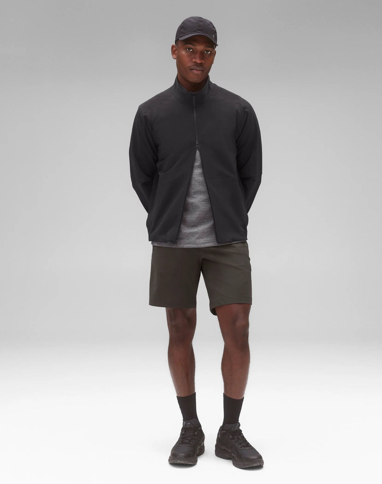 Reigning Champ Coach's Standard 9” Short Men Carbon