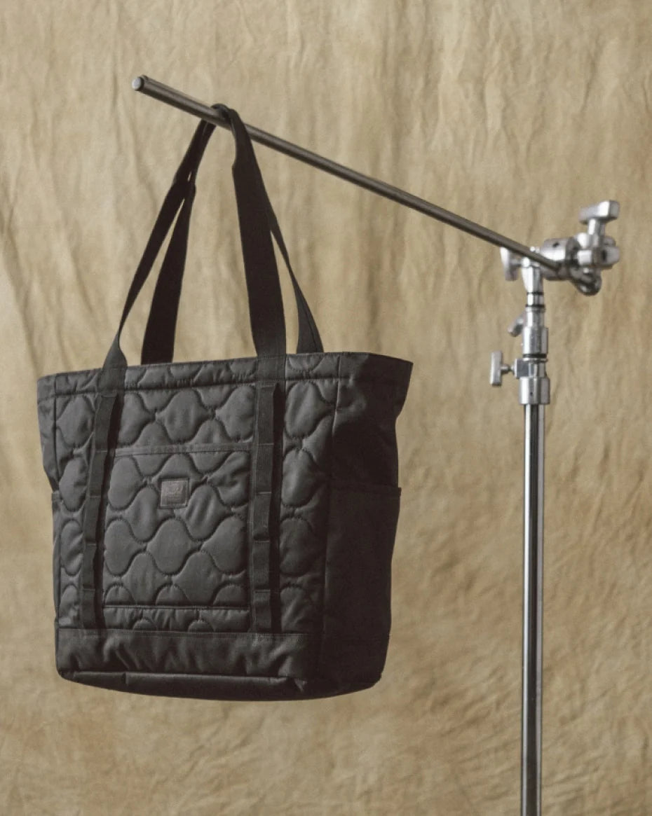 Herschel Heritage Quilted Capsule Tote Black Tonal