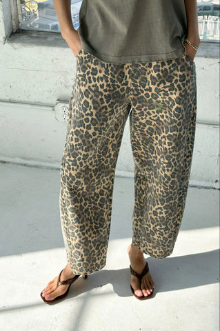 Le Bon Shoppe Arc Pants Women Leopard