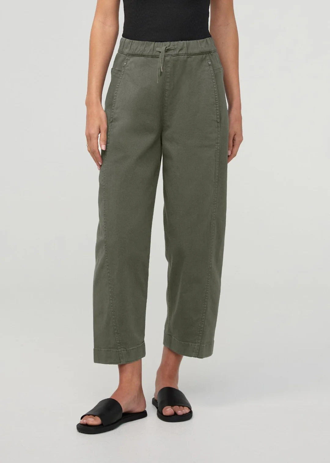 Duer FlexTwill Barrel Pull On Pant Women Thyme