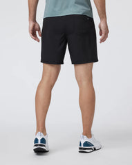 Vuori Kore Lined 7” Short Men Black