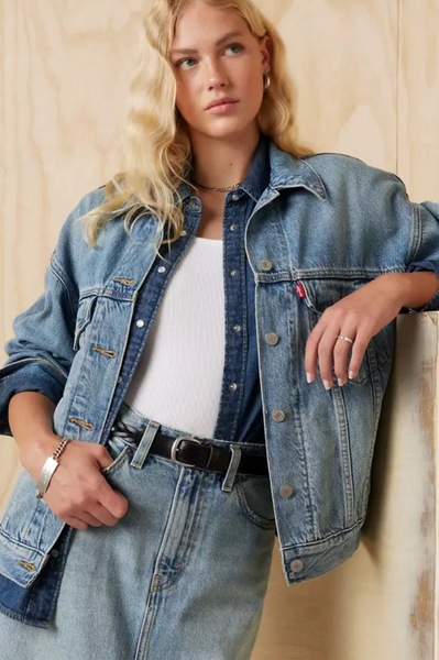 Levi's 90s Trucker Jacket Women Soft As Butter