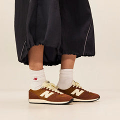 New Balance U4713G5 Women Rich Oak / Breakfast Tea
