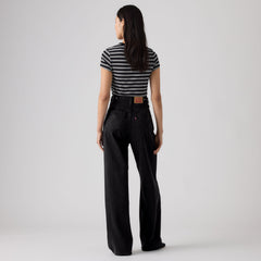 Levi’s Cinch Baggy Lightweight Women Capturing Moments