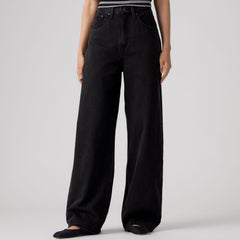 Levi’s Cinch Baggy Lightweight Women Capturing Moments