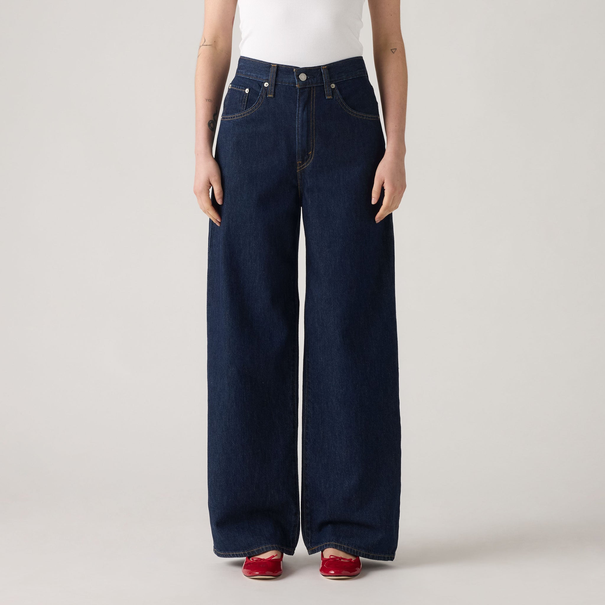 Levi's Cinch Baggy Women Reign of the Rinse