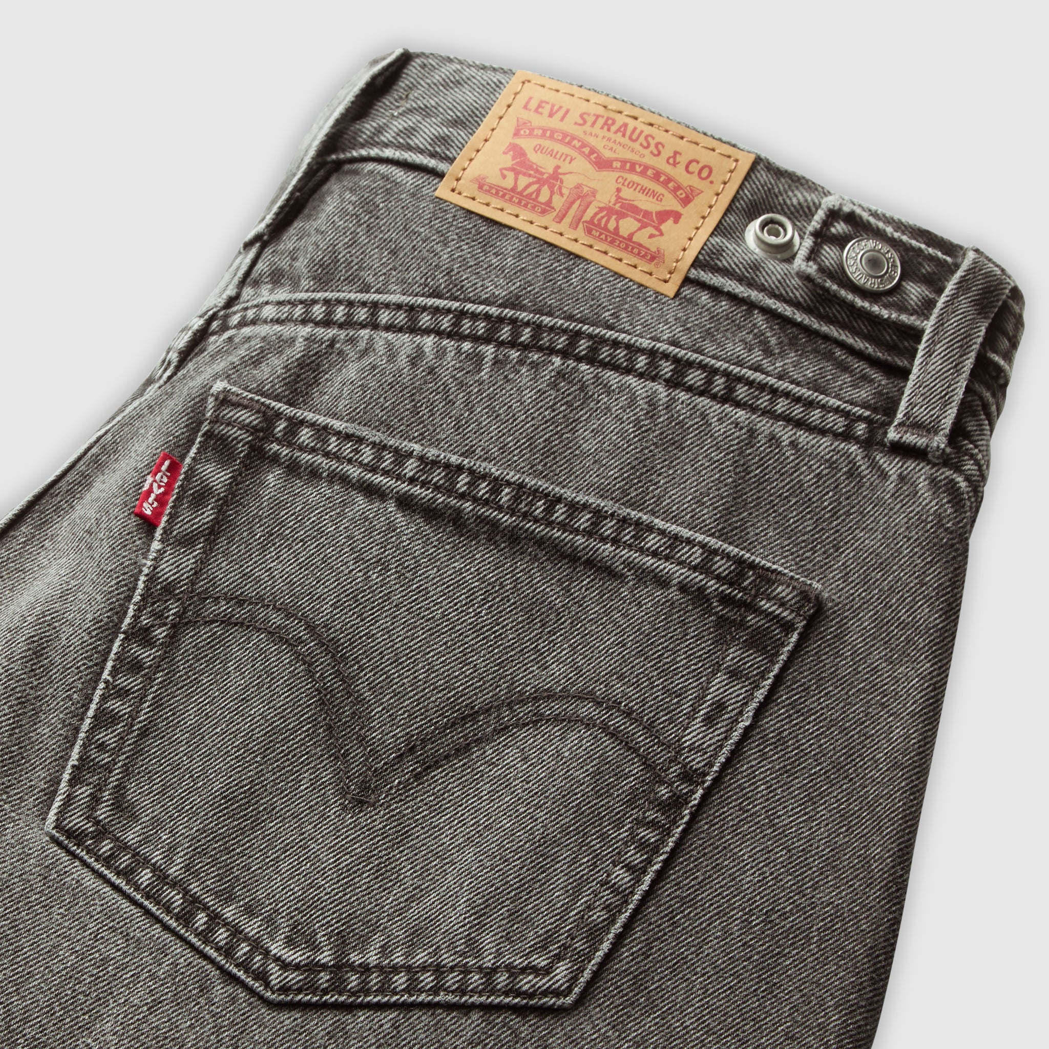 Levi's Cinch Barrel Women Past Lives
