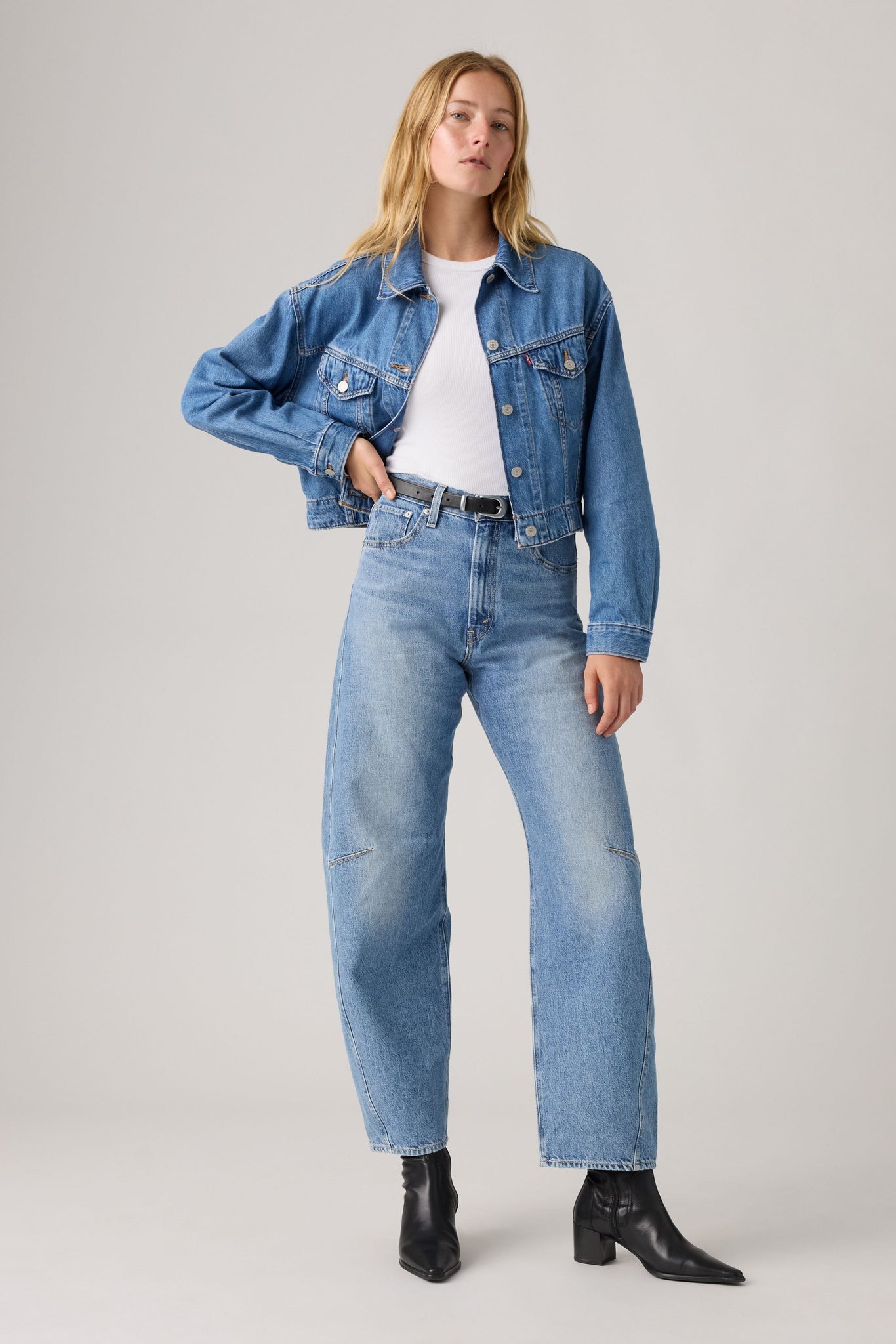 Levi's Cinch Barrel Jeans Women Let Love In
